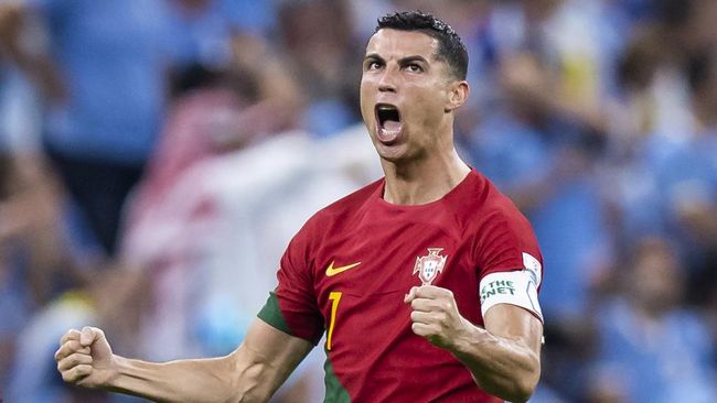 Rekor Baru Cristiano Ronaldo: Cetak Gol ke-900 Sepanjang Karier!